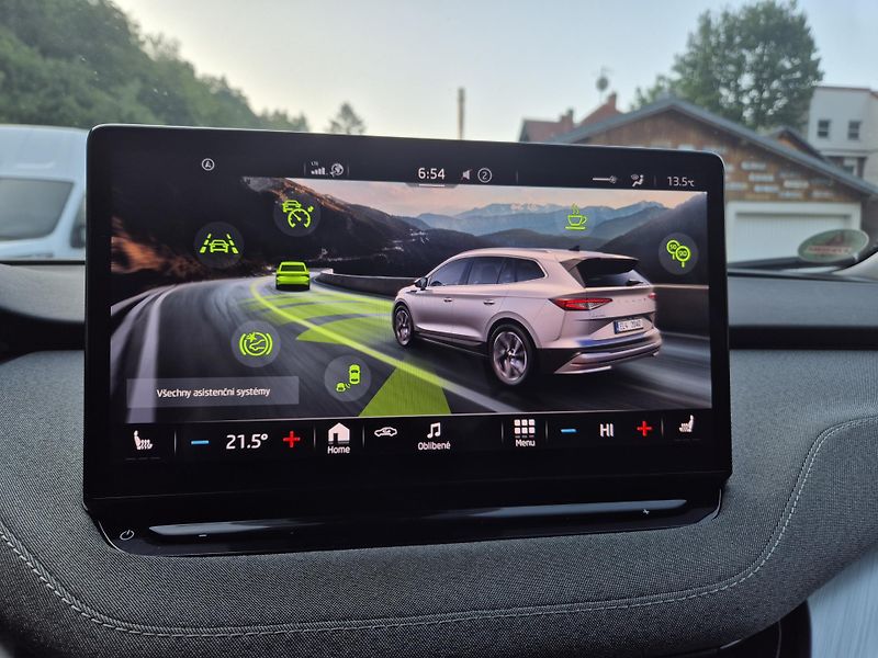 Škoda Enyaq 150kw, iV80 19ALU SOH 92% - fotka 24 z 45