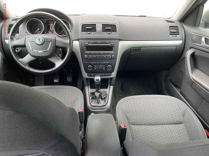 Škoda Yeti (2011) 2.0 TDi 4x4, Experience, - fotka 8 z 16