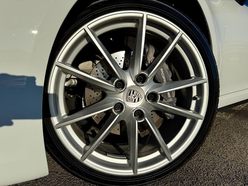 Porsche 911 (2022) ZÁRUKA 2030 Servis 5/26 BURMES - fotka 40 z 51