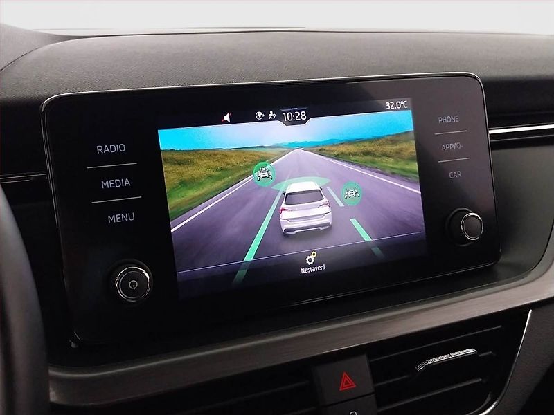 Škoda Kamiq (2021) Scoutline 1.0 TSI - fotka 23 z 23