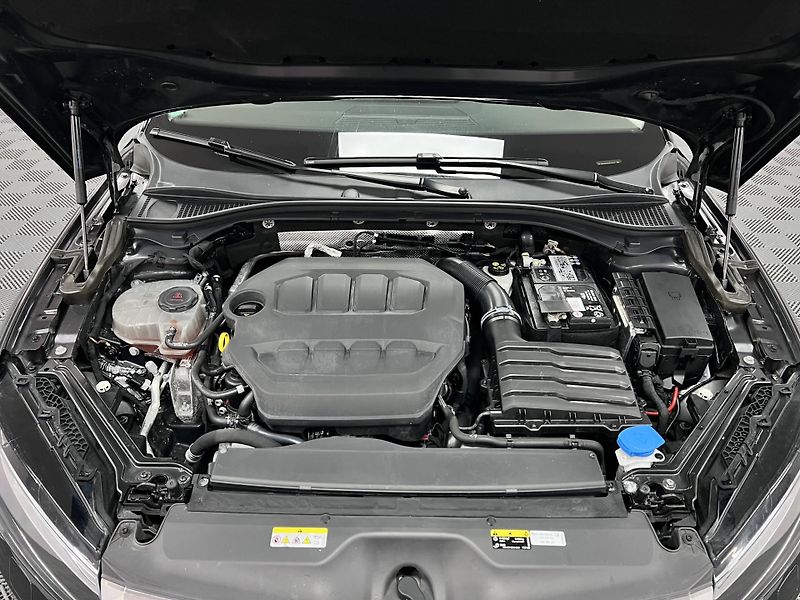 Škoda Superb 2.0 TSI 140 kW Style Servis - fotka 12 z 50