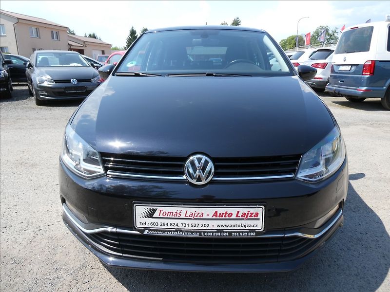 Volkswagen Polo 1,2 TSi 66kW serviska, 2x kola - fotka 2 z 50