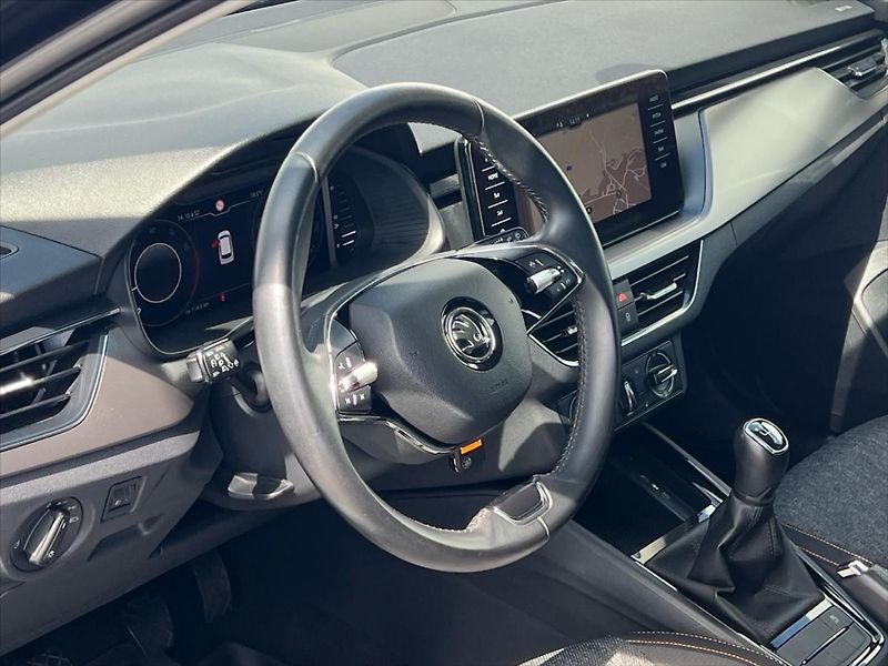 Škoda Kamiq 1,0 TSi 81 kW AMBITION - fotka 10 z 25