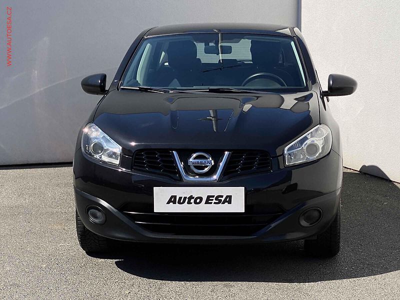 Nissan Qashqai (2013) 1.6, Visia, +ALU - fotka 2 z 16