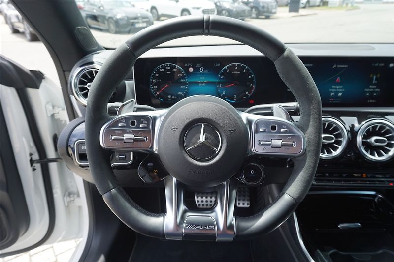 Mercedes-Benz CLA 2,0 45 S SB 4M+ - fotka 12 z 20