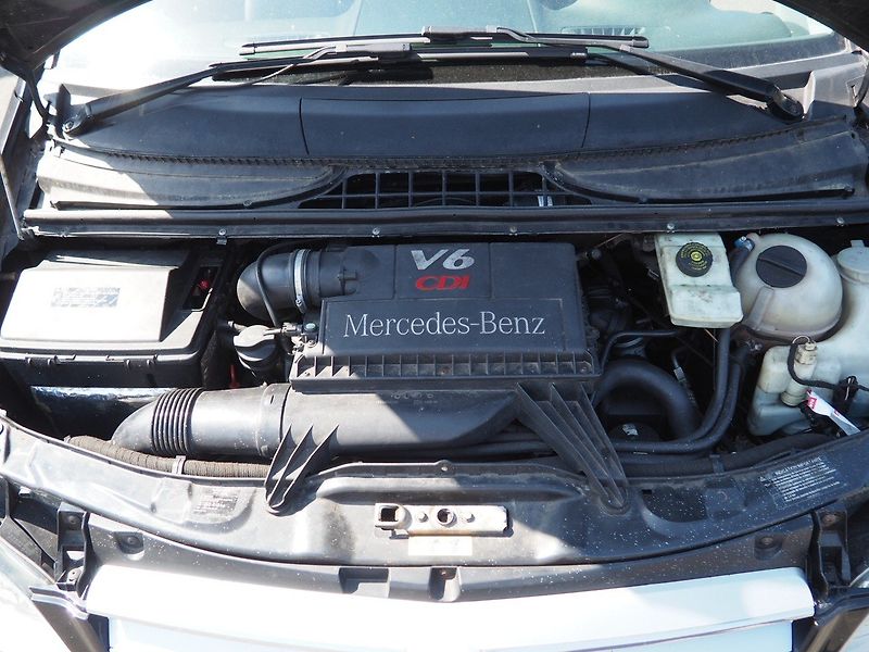 Mercedes-Benz Viano (2012) 3.0 CDI, Extra Long - fotka 28 z 29