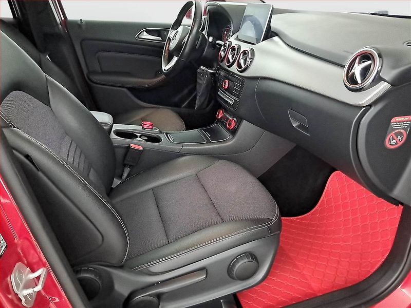 Mercedes-Benz Třídy B (2015) B 200 CDI, 4X4, Automat, Kůže - fotka 9 z 19