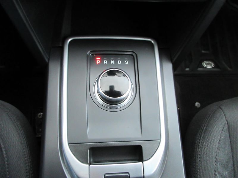 Land Rover Discovery Sport 2,0 TD4 110Kw, AWD, Nové v ČR - fotka 22 z 31