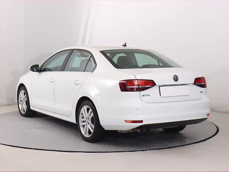 Volkswagen Jetta (2017) 1.4 TSI, Serv.kniha, Tempomat - fotka 4 z 18
