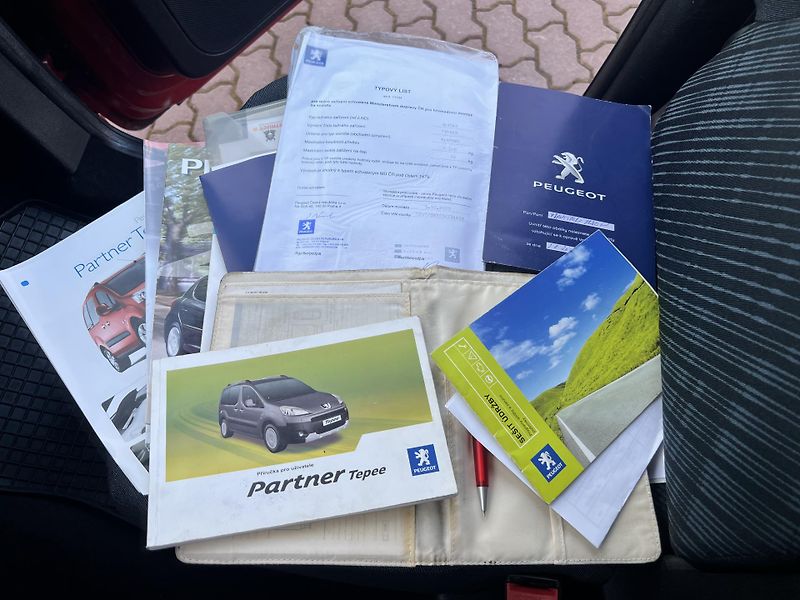 Peugeot Partner Tepee 1.6HDI 55KW,KLIMA,ŠOUPAČKY,TZ - fotka 33 z 35