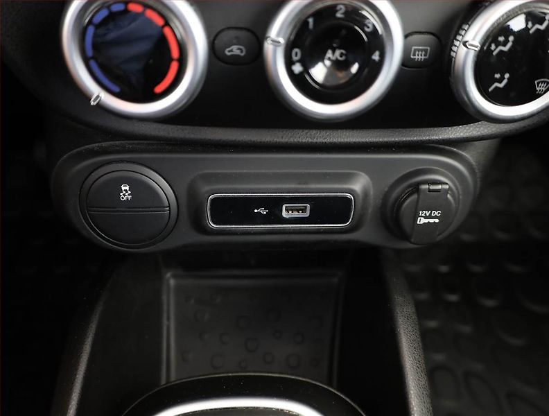 Fiat 500L (2019) 1.4 16V, Serv.kniha, Tempomat - fotka 11 z 18