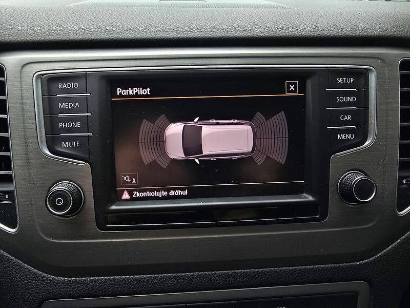 Volkswagen Golf Sportsvan 1,4 TSI 92KW,  Highline, ČR - fotka 19 z 29