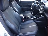 Peugeot 2008 (2020) GT Line 1.2 PureTech - náhled 9