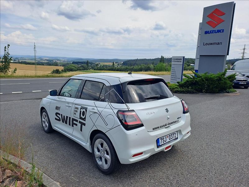 Suzuki Swift 1,2 PREMIUM HYBRID MY26 - fotka 7 z 20