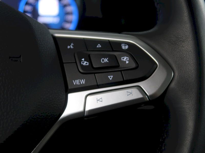 Volkswagen Golf (2023) LIFE 1.0TSI 81KW - fotka 20 z 34