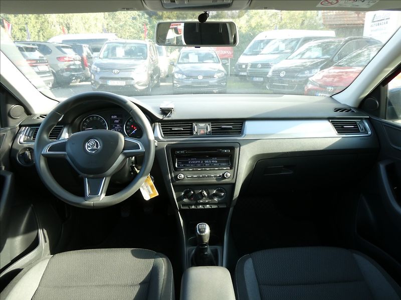 Škoda Rapid 1,6 TDi 66kW 2x kola,klima,ČR - fotka 19 z 30