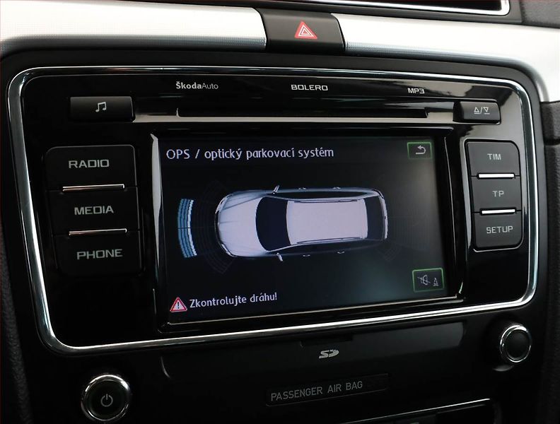 Škoda Superb (2013) 2.0 TDI, 4X4, Automat - fotka 14 z 18