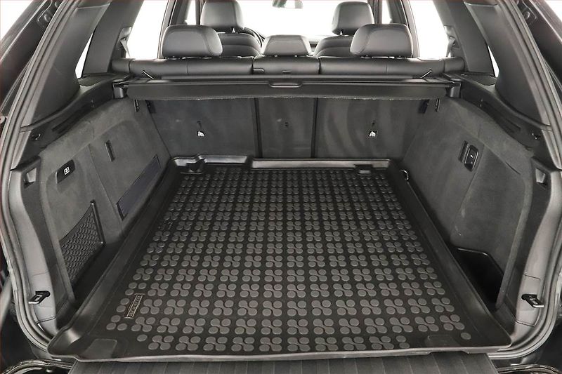 BMW X5 (2014) xDrive25d - fotka 17 z 18
