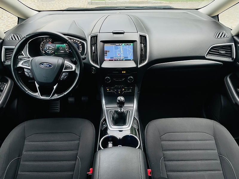 Ford Galaxy 2.0TDCi MANUÁL 7MÍST TAŽNÉ - fotka 24 z 53