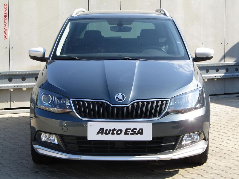 Škoda Fabia (2016) 1.2 TSi, ČR, Výhř.sed. - fotka 2 z 18
