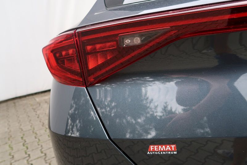 Cupra Formentor (2024) 2.0 TSI 140 kW 4x4 DSG - fotka 14 z 28