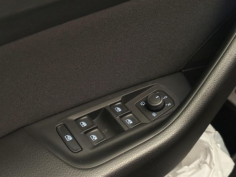 Volkswagen Passat (2022) 2.0 TDi Style Business DSG  - fotka 18 z 30