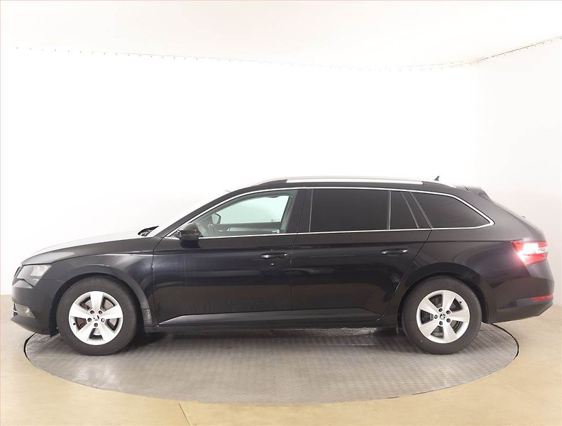 Škoda Superb (2016) 2.0 TDI, Automat, Navi - fotka 3 z 19