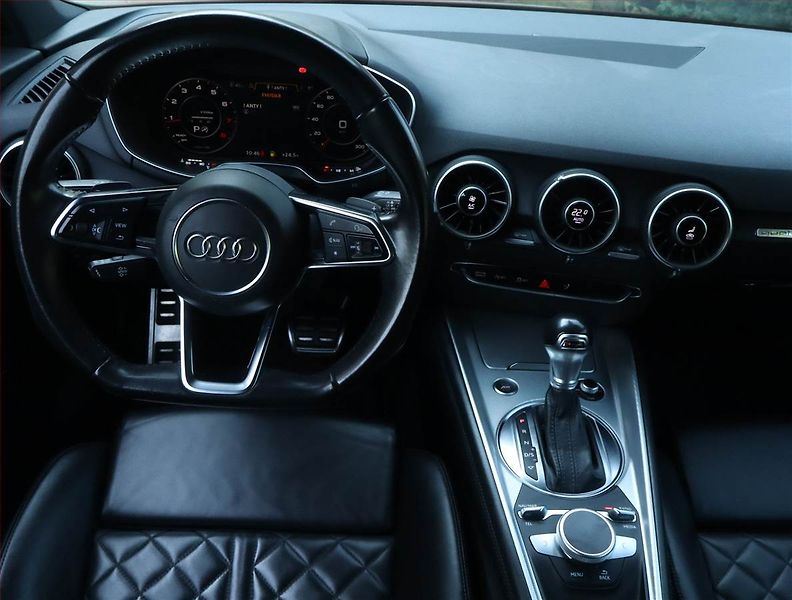 Audi TT (2014) 2.0 TFSI - fotka 7 z 23