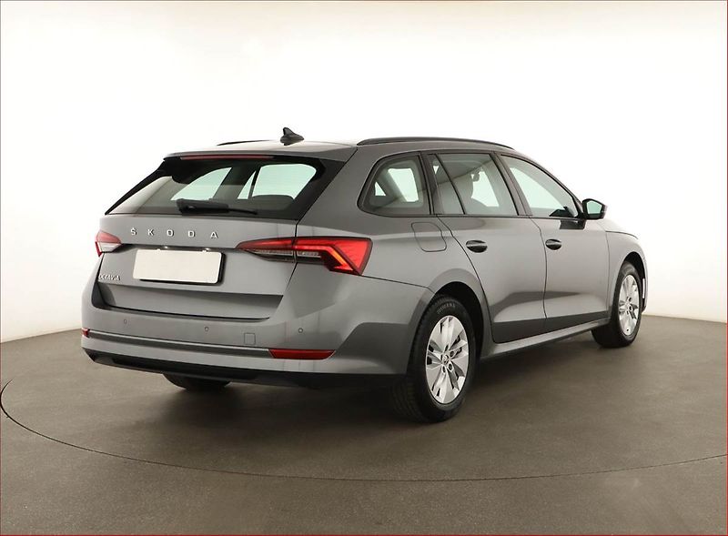 Škoda Octavia (2023) 2.0 TDI, Automat, Navi - fotka 5 z 14