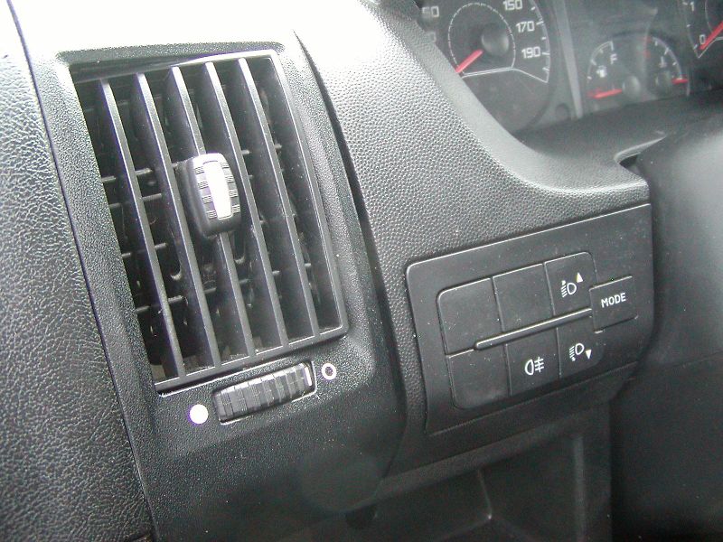 Peugeot Boxer (2015) 2.2 HDi,SKLOPKA, VÝB.STAV!! - fotka 56 z 74