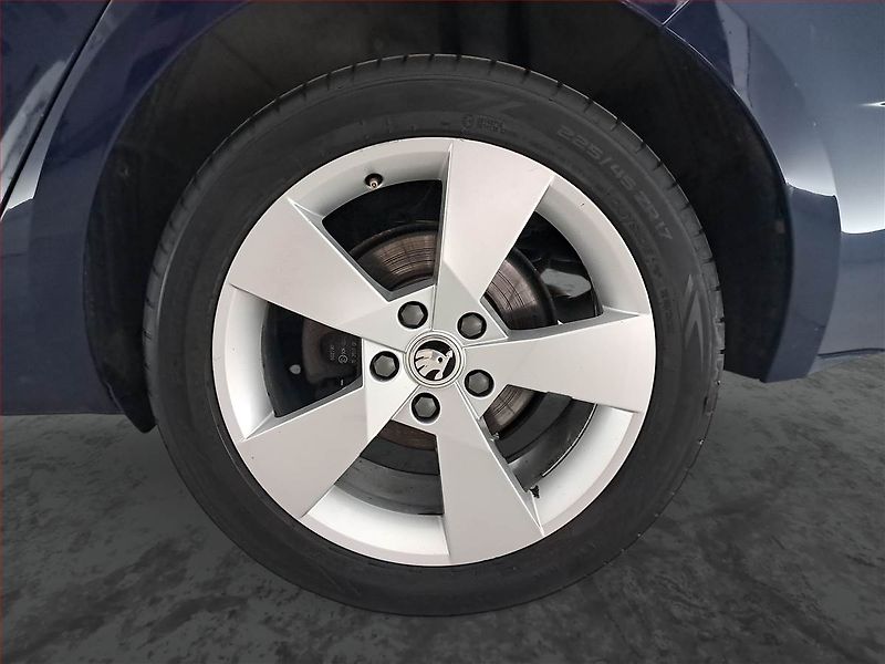 Škoda Octavia (2017) Style 2.0 TDI 4x4, 4X4, Navi - fotka 15 z 22
