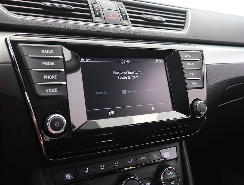 Škoda Superb (2015) Ambition 1.8 TSI, Automat - fotka 22 z 23