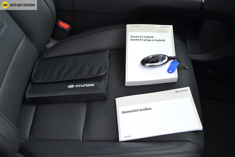 Hyundai Santa Fe 1.6T-GDI HEV 4WD CALLIGRAPHY 7 - fotka 88 z 95