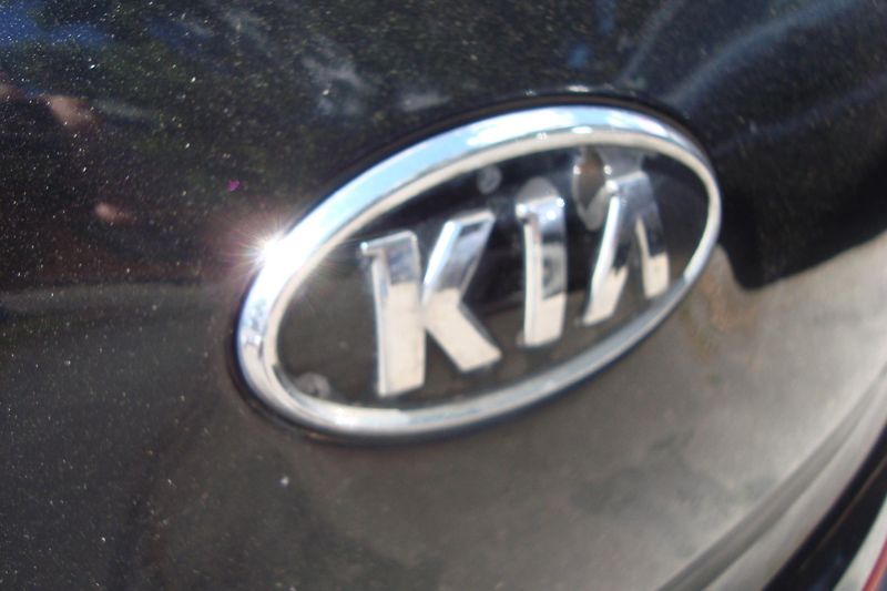 Kia Sportage (2010) 1.6 GDi, 99 kW,ČR,Servisní kn. - fotka 13 z 67