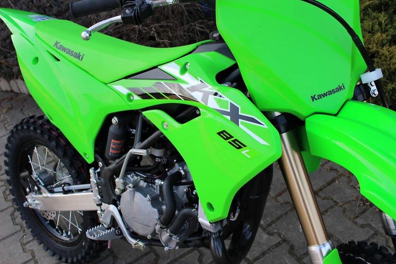 Kawasaki KX 85-II (2026) L 2026 - fotka 2 z 7