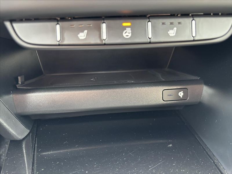 Kia XCeed 1,5 AT Black Edition ZÁRUKA - fotka 31 z 47
