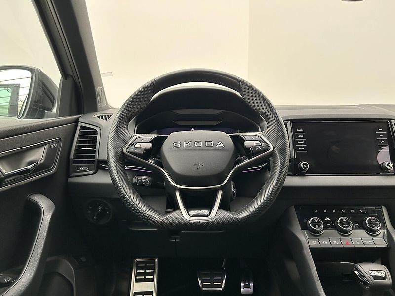 Škoda Karoq 1.5 TSI SportLine - fotka 32 z 32