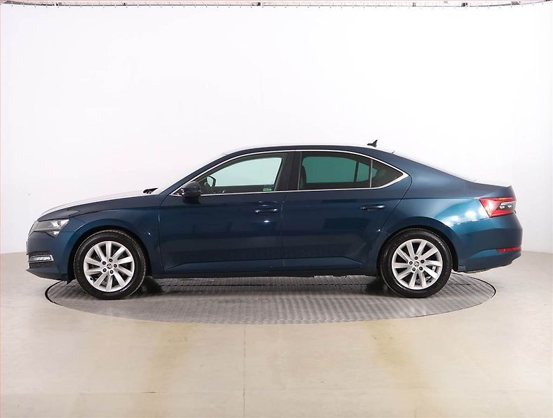 Škoda Superb (2019) Style 1.5 TSI, Automat - fotka 3 z 23
