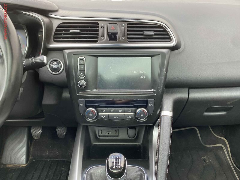 Renault Kadjar (2015) 1.6 DCi 4x4, BOSE Edition - fotka 12 z 18