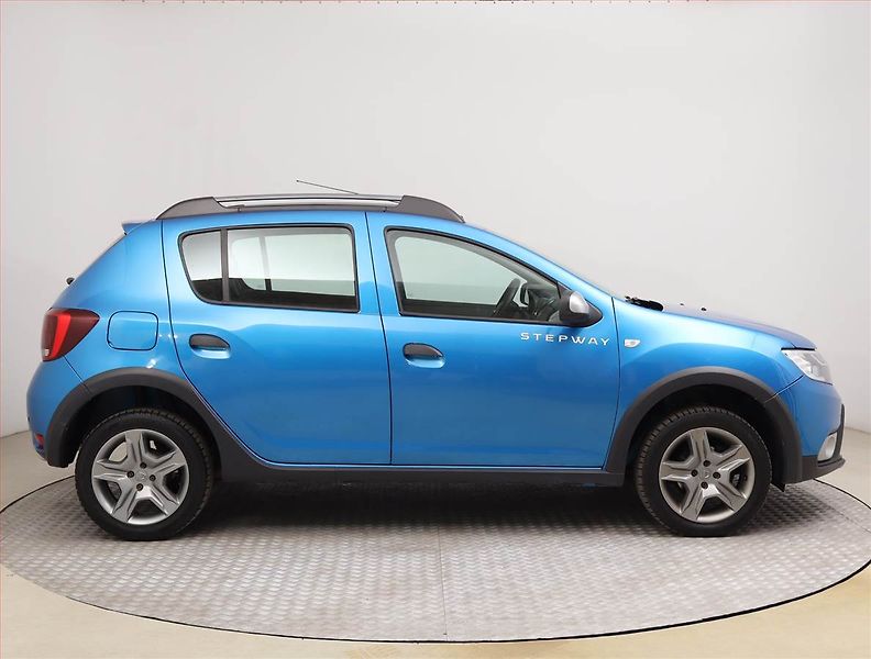 Dacia Sandero (2019) 0.9 TCe, Tempomat - fotka 6 z 18