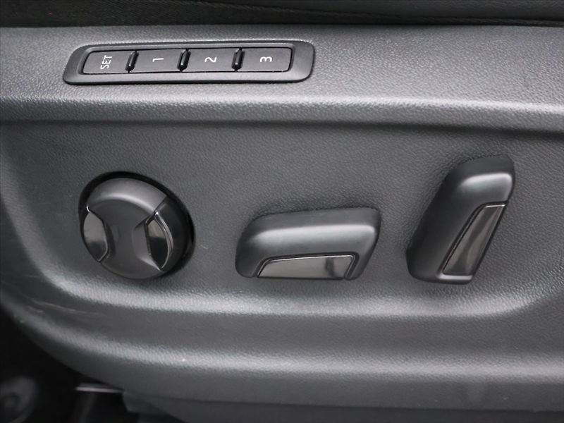 Škoda Kodiaq 2,0 TDI 110kW DSG 4x4 Style - fotka 16 z 36