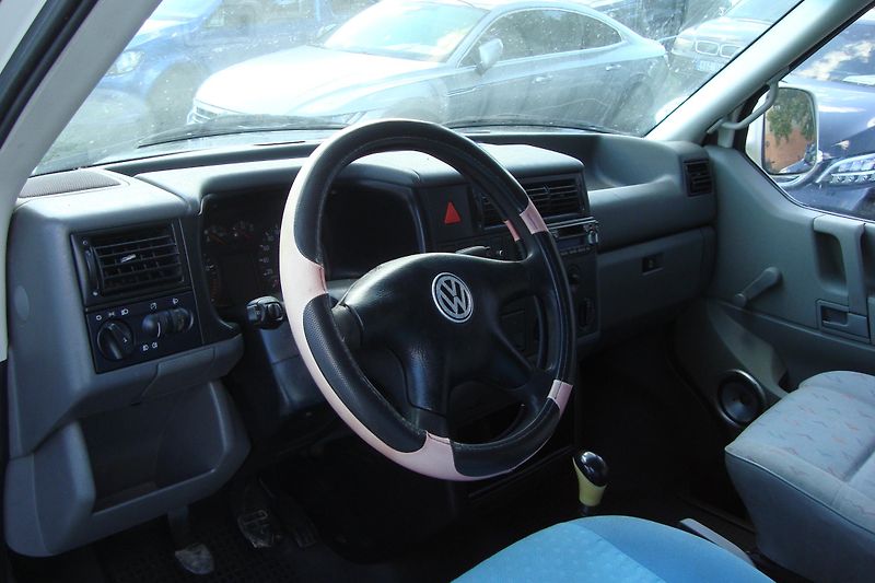 Volkswagen Transporter (2000) T4,2.5 TDi,ČR,Nová STK 8/2028 - fotka 27 z 54