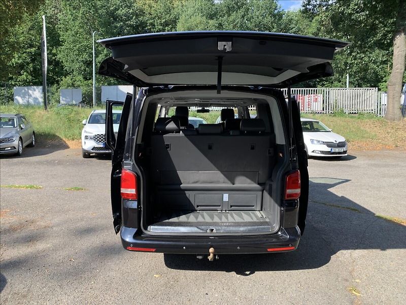 Volkswagen Multivan 2,0 TDI DSG HIGHLINE - fotka 22 z 22