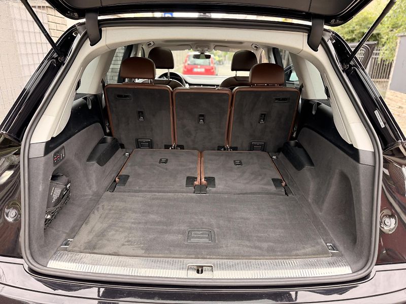 Audi Q7 (2018) 3.0 TFSI - fotka 13 z 17