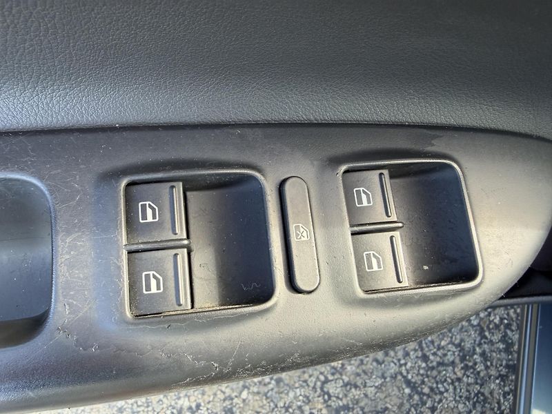 Škoda Octavia 2,0TDI 103kW Elegance BEZ DPF - fotka 17 z 57