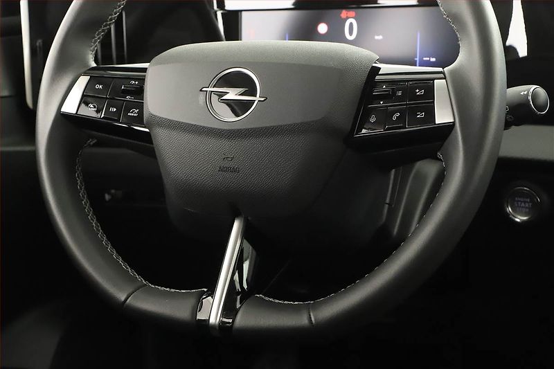 Opel Astra (2023) Edition 1.2 Turbo, Serv.kniha - fotka 17 z 19