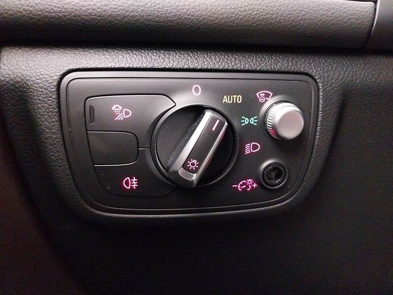 Audi A6 Allroad (2012) 3.0 TDI, 4X4, Automat - fotka 20 z 24