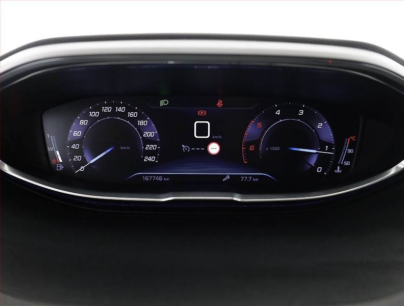 Peugeot 3008 (2017) Active 1.6 BlueHDi, Serv.kniha - fotka 9 z 15