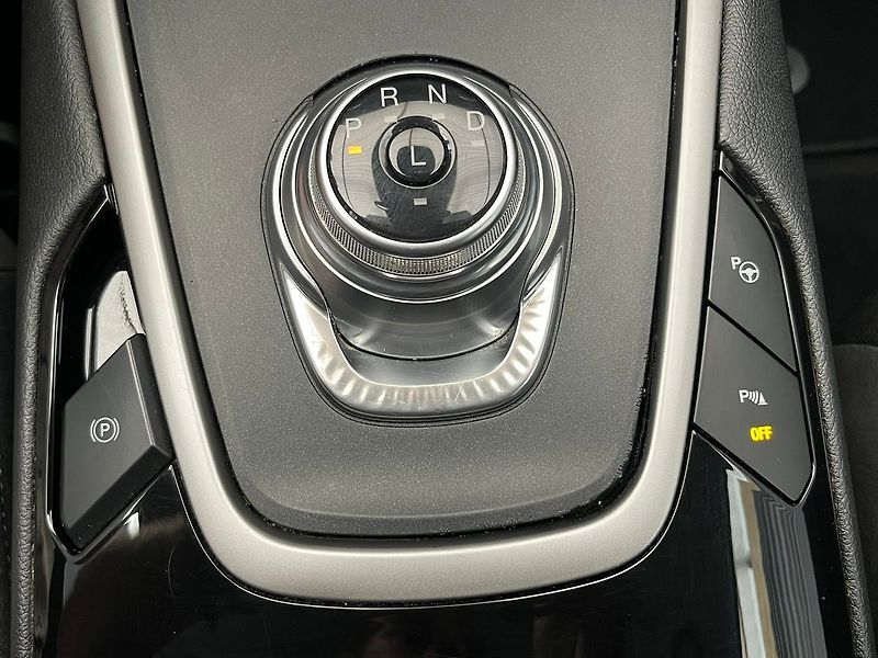 Ford S-MAX 2.5 Duratec HEV LED REZERVOVÁN - fotka 25 z 64