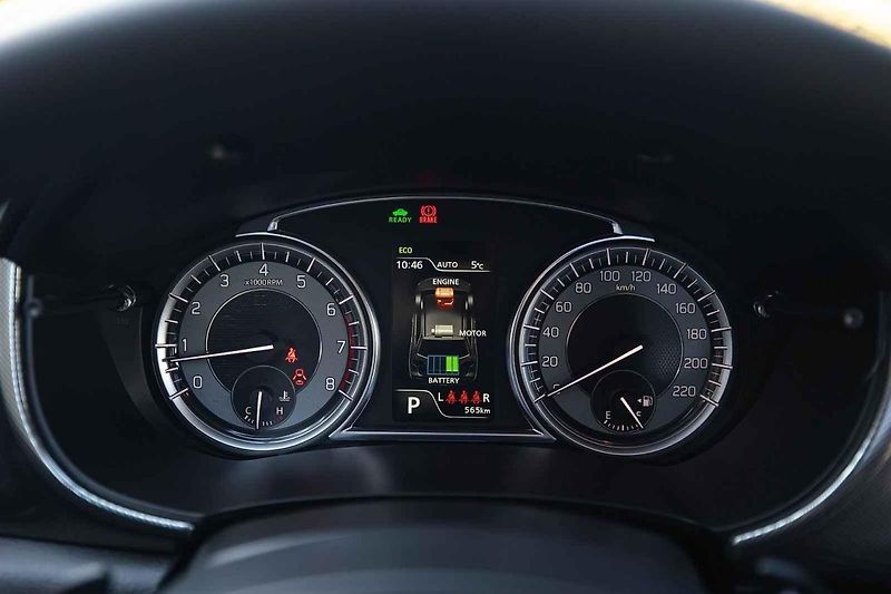 Suzuki Vitara hybrid při první jízdě v českém prostředí